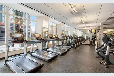 247 W 46th Street #2604, New York City, NY 10036 - Photo 6