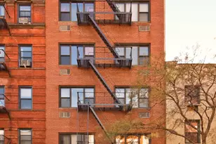 252 W 20th St, New York City, NY 10011 - Photo 2