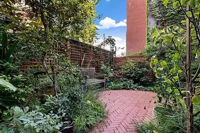 427 Convent Avenue, New York City, NY 10031 - Photo 8