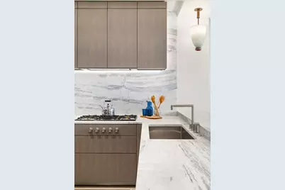 500 W 18th Street #W20B, New York City, NY 10011 - Photo 16