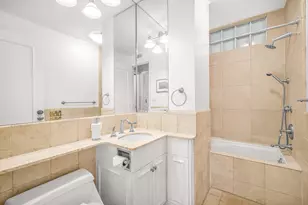 221 W 82 St, New York City, NY 10024 - Photo 10