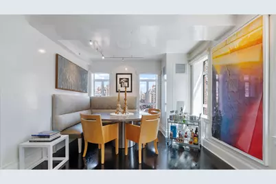 21 E 61st Street #8F, New York City, NY 10065 - Photo 4