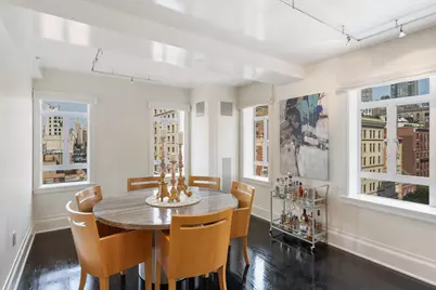 21 E 61st Street #8F, New York City, NY 10065 - Photo 4