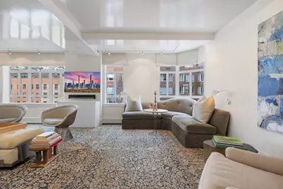 21 E 61st Street #8F, New York City, NY 10065 - Photo 2
