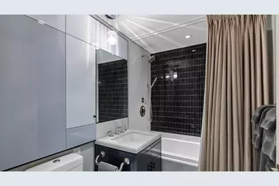 21 E 61st Street #8F, New York City, NY 10065 - Photo 14