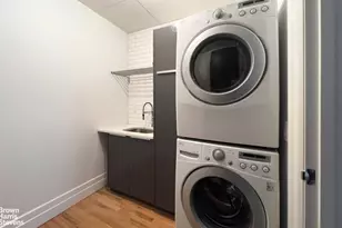 1 Main St, New York City, NY 11201 - Photo 12