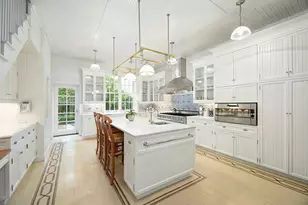 121 E 65th St, New York City, NY 10065 - Photo 4