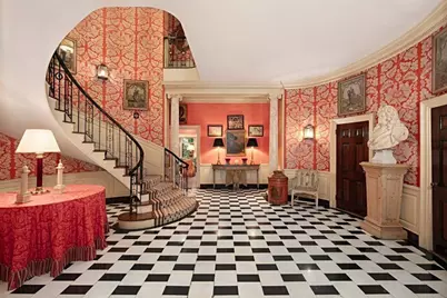 121 E 65th Street, New York City, NY 10065 - Photo 2