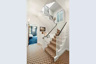 121 E 65th Street, New York City, NY 10065 - Photo 18