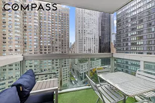 61 W 62nd St, New York City, NY 10023 - Photo 4