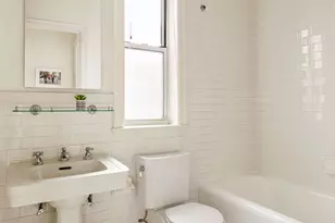 340 E 72nd St, New York City, NY 10021 - Photo 16