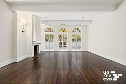 242 E 49th Street, New York City, NY 10017 - Photo 16