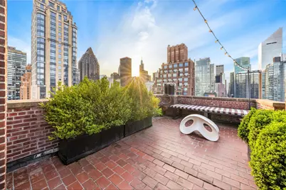 400 E 52nd Street #PHTOWER, New York, NY 10022 - Photo 20