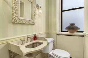 990 5th Ave, New York City, NY 10075 - Photo 10