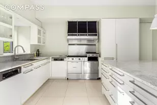 990 5th Ave, New York City, NY 10075 - Photo 8