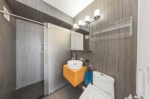 201 W 72nd St, New York City, NY 10023 - Photo 8