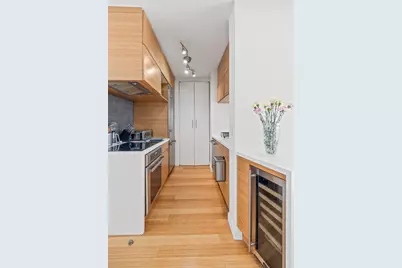 201 W 72nd Street #8C, New York City, NY 10023 - Photo 6