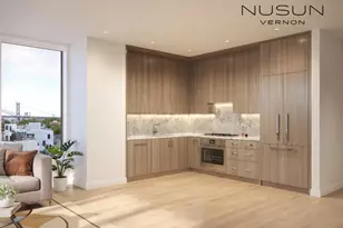 30-55 Vernon Blvd, New York City, NY 11102 - Photo 2