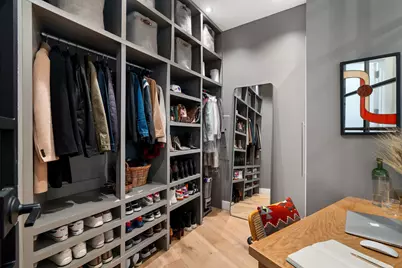 27-28 Thomson Avenue #304, New York City, NY 11101 - Photo 2