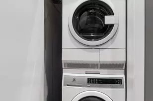 27-28 Thomson Ave, New York City, NY 11101 - Photo 18