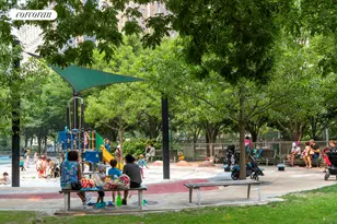 250 S End Ave, New York City, NY 10280 - Photo 18