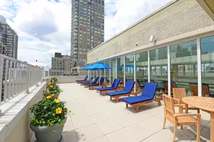 220 E 65th St, New York City, NY 10065 - Photo 32
