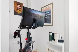 250 E 30th St, New York City, NY 10016 - Photo 10