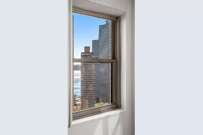 300 E 40th Street #28-P, New York City, NY 10016 - Photo 8