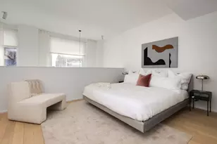 349 W 51st St, New York City, NY 10019 - Photo 6