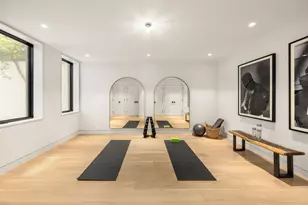 250 W 73rd St, New York City, NY 10023 - Photo 24