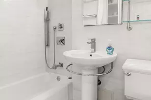 345 E 69th St, New York City, NY 10021 - Photo 10