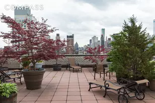 345 E 69th St, New York City, NY 10021 - Photo 16