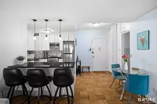 305 E 40th St, New York, NY 10016 - Photo 4