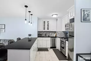 305 E 40th St, New York, NY 10016 - Photo 6