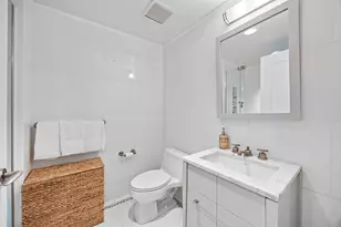 140 E 63rd St, New York City, NY 10065 - Photo 18