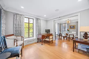 140 E 63rd St, New York City, NY 10065 - Photo 2