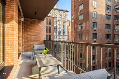 525 6th Avenue #5C, New York City, NY 10011 - Photo 2