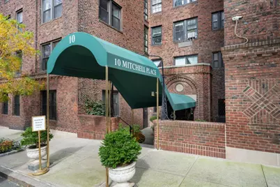 10 Mitchell Place #9G, New York City, NY 10017 - Photo 16