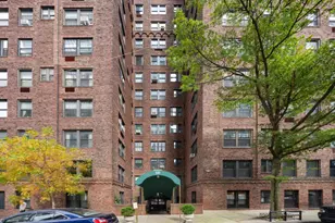 10 Mitchell Pl, New York City, NY 10017 - Photo 18