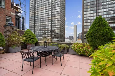 10 Mitchell Place #9G, New York City, NY 10017 - Photo 14