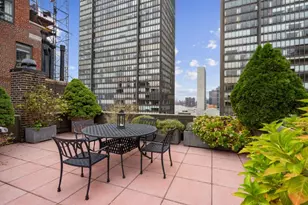 10 Mitchell Pl, New York City, NY 10017 - Photo 14