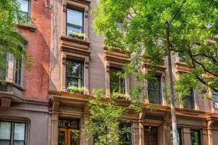 138 W 82 St, New York City, NY 10024 - Photo 1