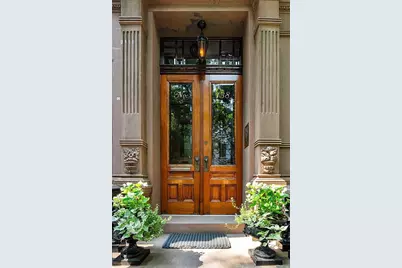 138 W 82nd Street, New York City, NY 10024 - Photo 2