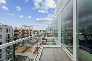 37-34 33rd St, New York City, NY 11101 - Photo 2