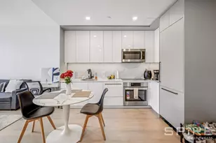 37-34 33rd St, New York City, NY 11101 - Photo 4