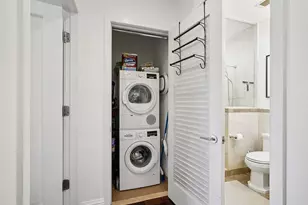 1 Hanson Pl, New York City, NY 11217 - Photo 8