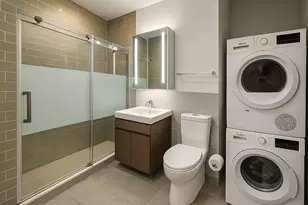 27-17 42nd Rd, Long Island City, NY 11101 - Photo 4