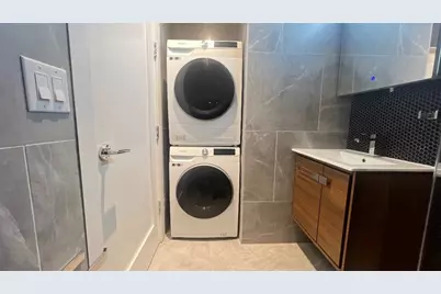 356 W 48th Street #2C, New York City, NY 10036 - Photo 10