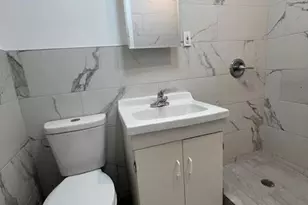 4118 Hill Ave, New York City, NY 10466 - Photo 14