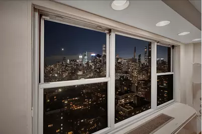 360 E 72nd Street #C3301, New York City, NY 10021 - Photo 8